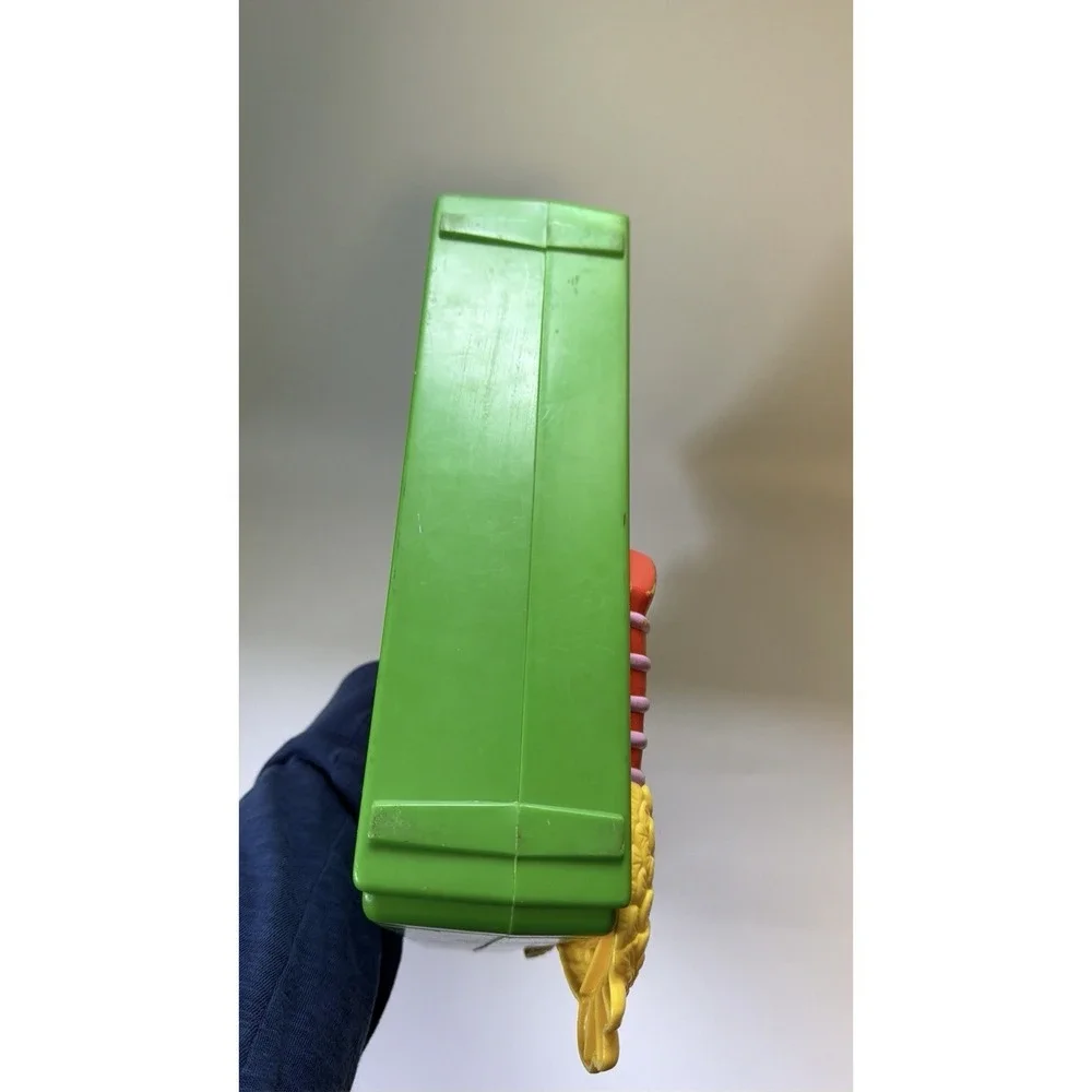 Vintage 1988 Sesame Street Toy Working TV Wind Up Music Box Big Bird 80s Baby